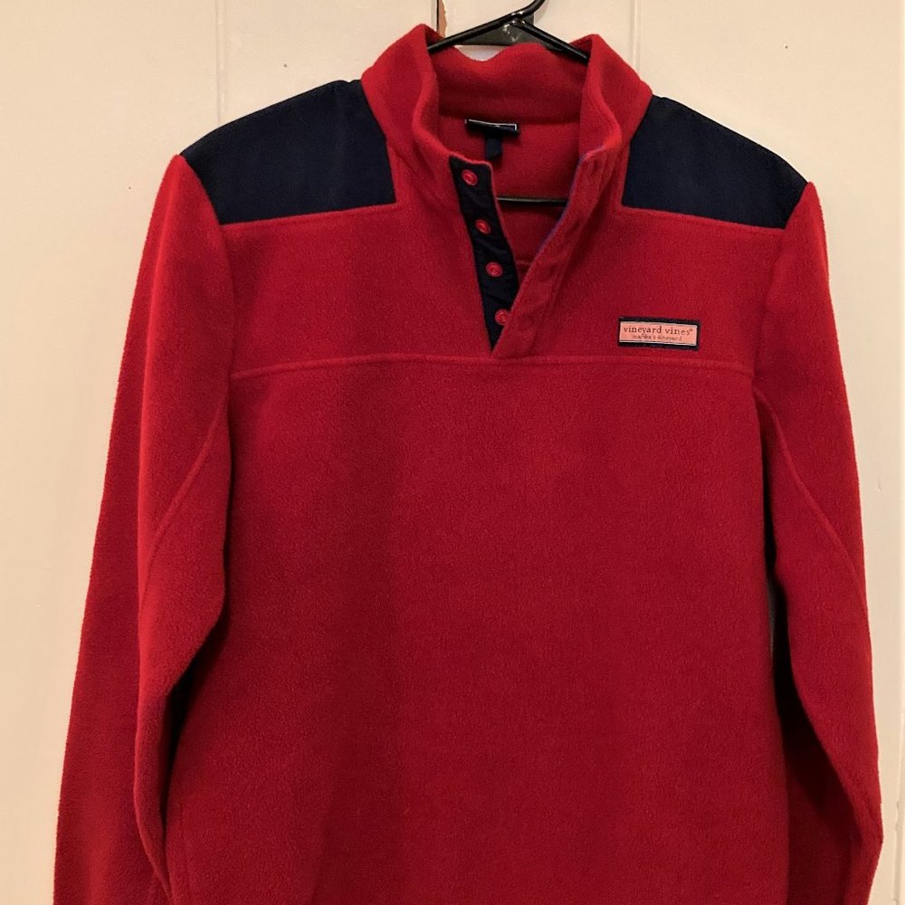 Men's Size Medium Vineyard Vines Pullover Snap